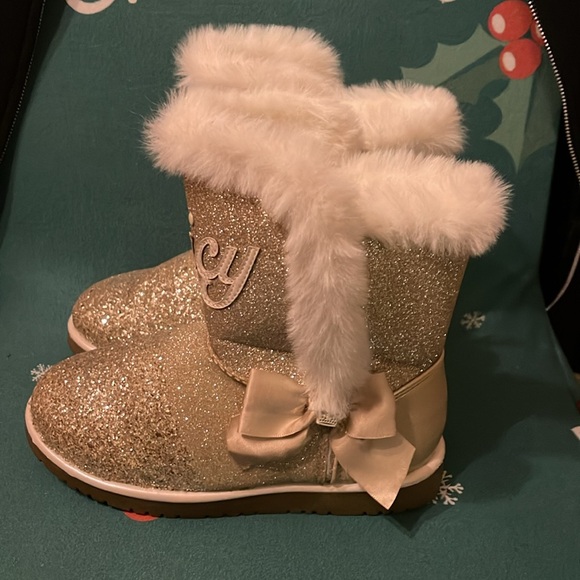 Girls Juicy boots. Gold. Size 2. Great shape. Worn twice. - Picture 2 of 6